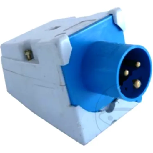 PLUG WANDGER CEE