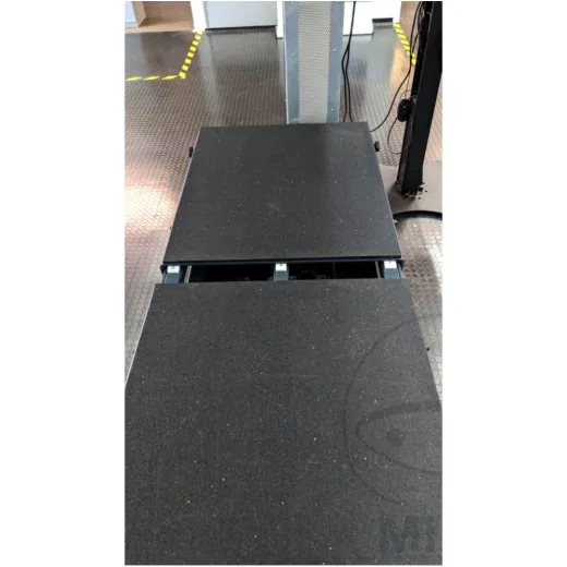 GUMMIGRANULATMATTE 1